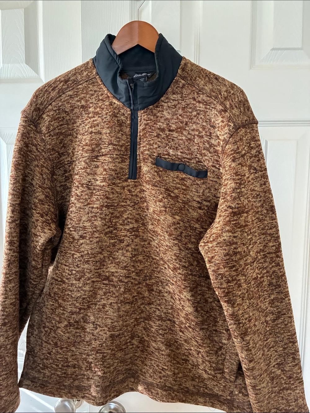 Eddie Bauer Men’s Large Brown Sweater Fleece Quarter Zip Pullover With Navy Trim